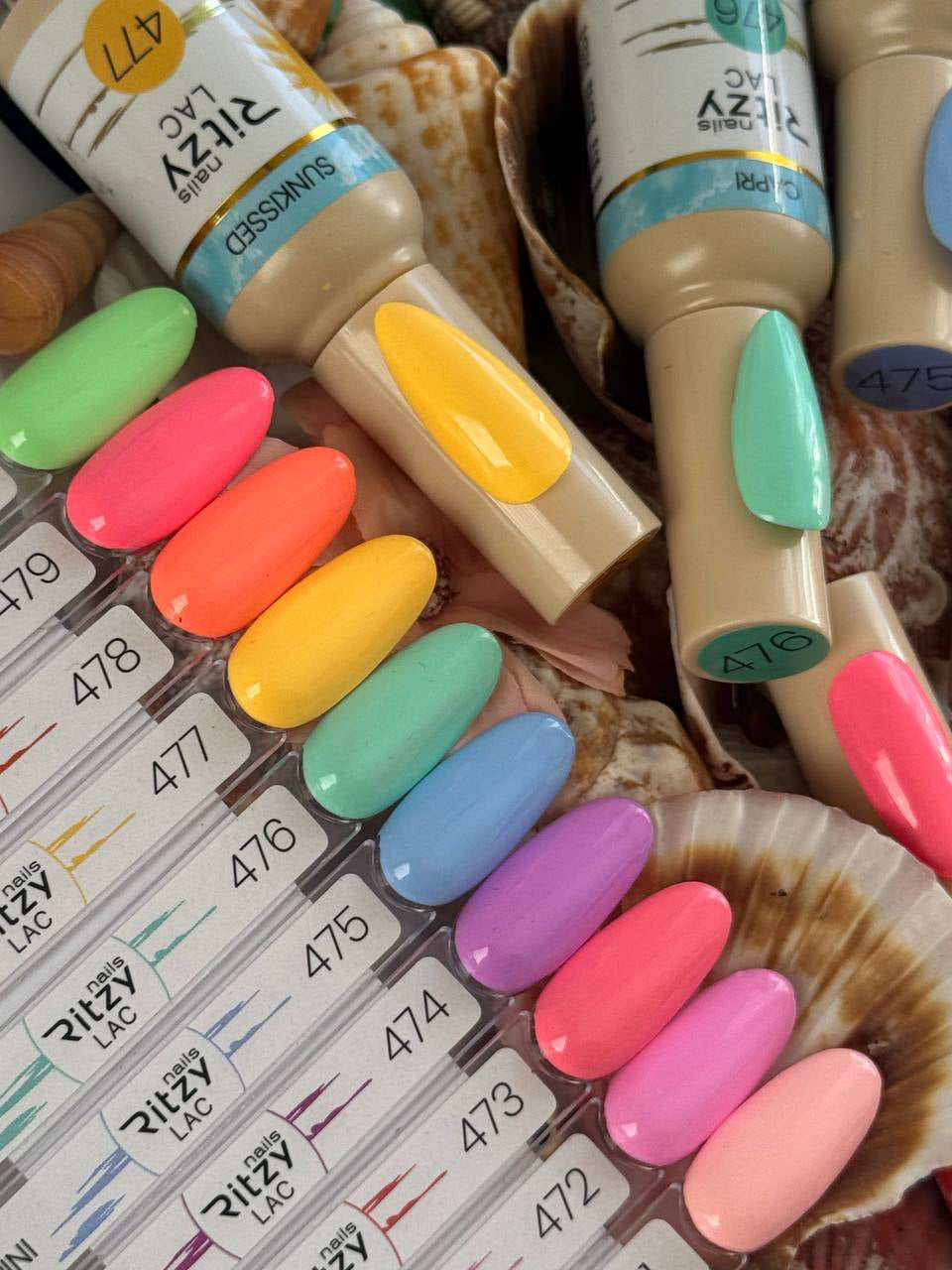 "La Isla Bonita" colección de 10colores x 9ml