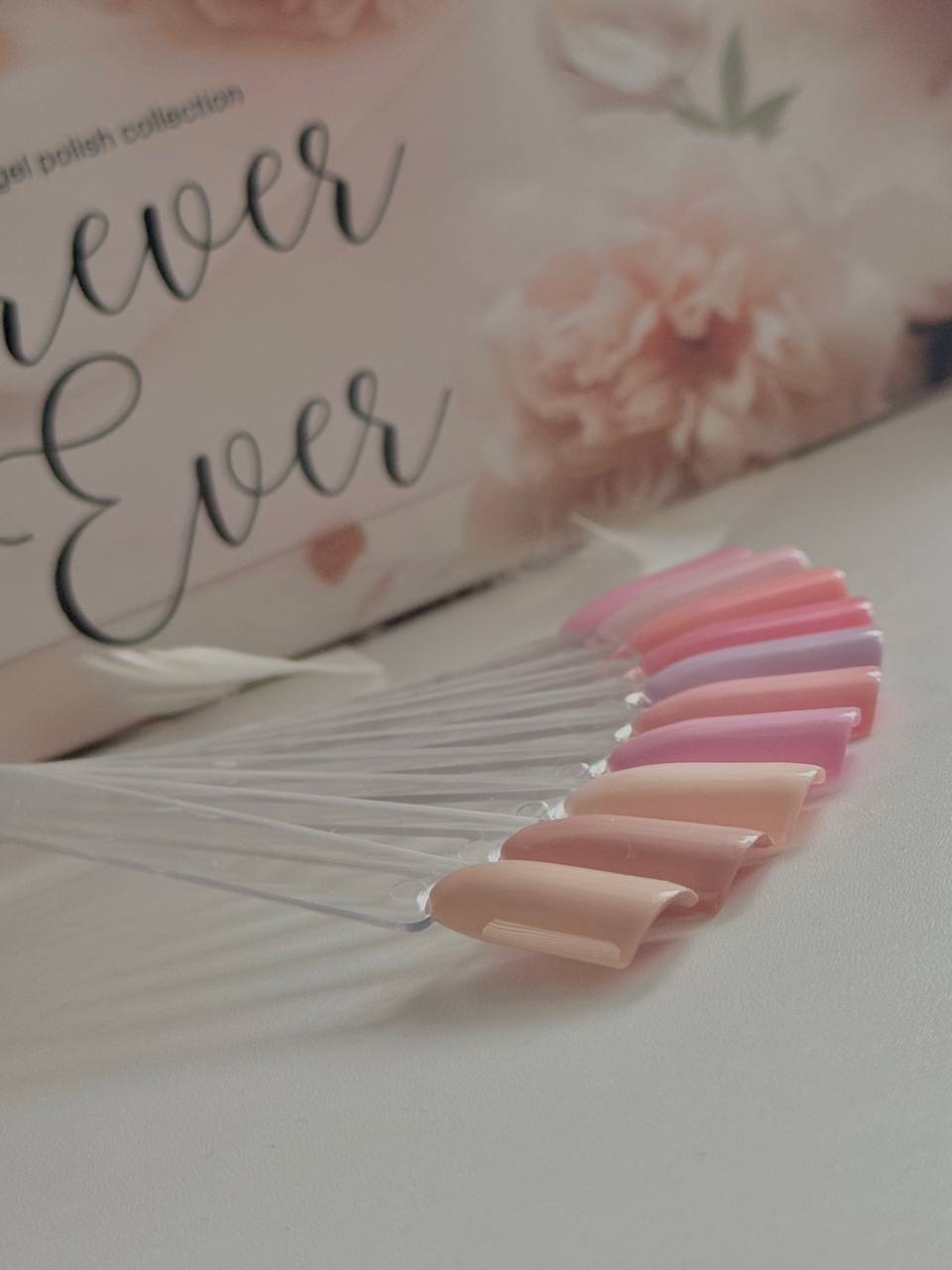 "Forever & Ever" colección de 10colores x 9ml