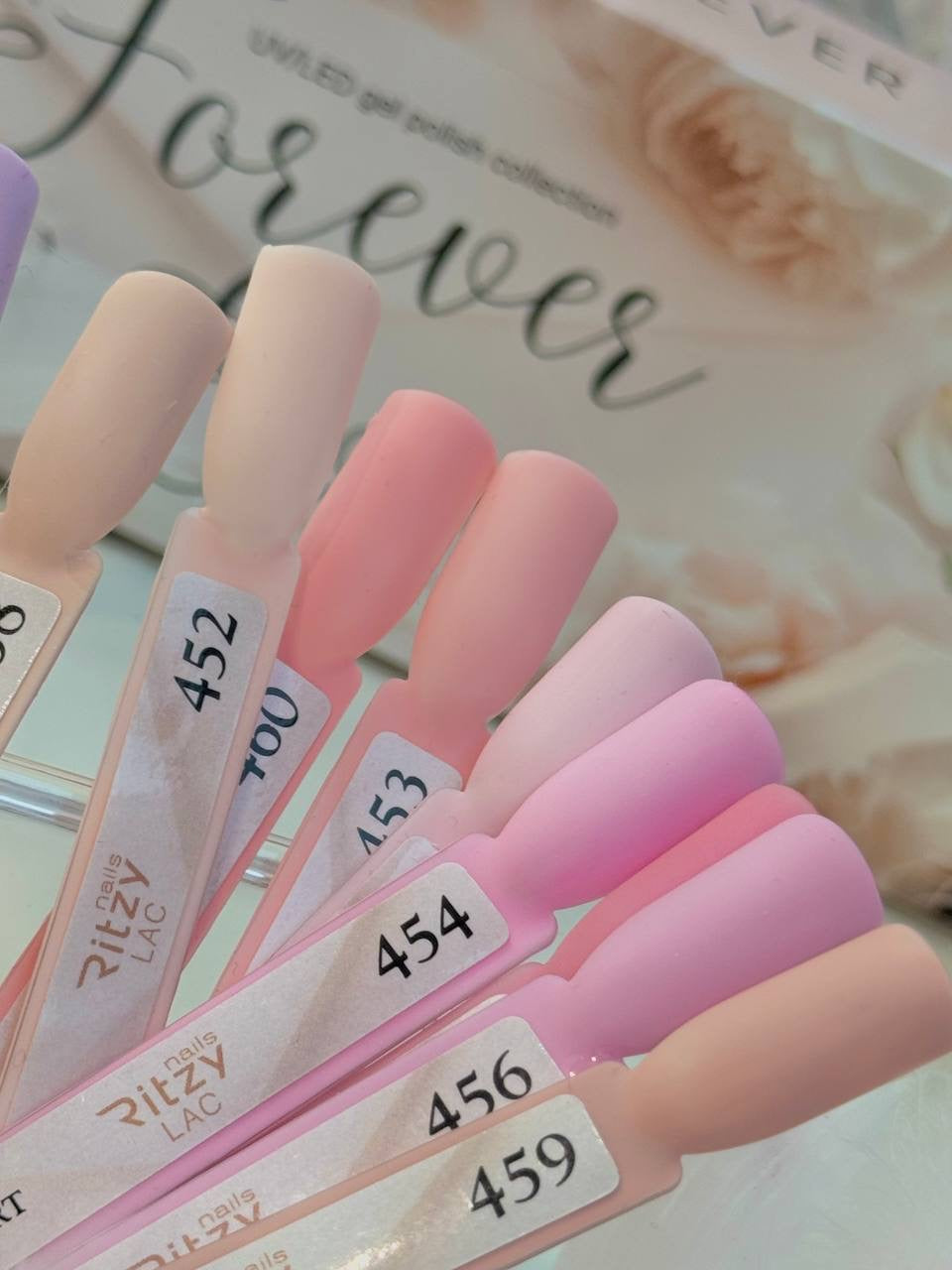 "Forever & Ever" colección de 10colores x 9ml